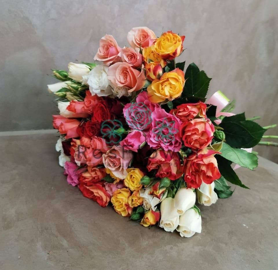 Букет цветов из: Розы в Свече