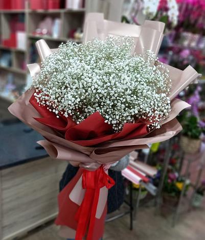 Букет цветов из: Гипсофила в Свече