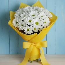 Букет цветов из:  Хризантемы в Свече