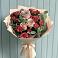 Букет цветов из: Гвоздики и Розы в Свече