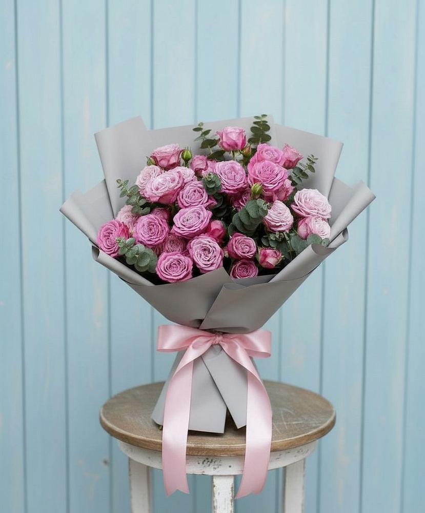 Букет цветов из: Розы в Свече