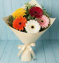 Букет цветов из:  Герберы #REPLACE_PRED# Свече