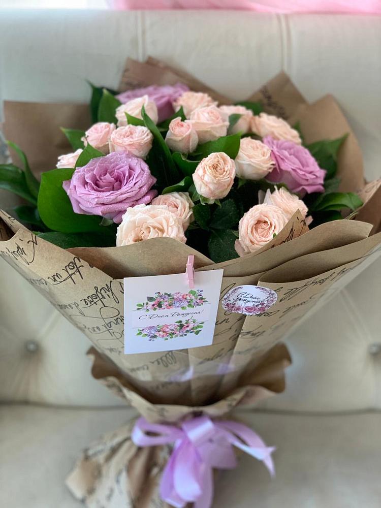 Букет цветов из: Розы в Свече