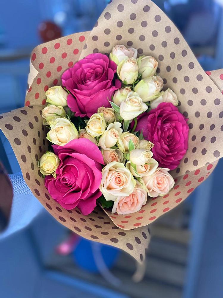 Букет цветов из: Розы в Свече