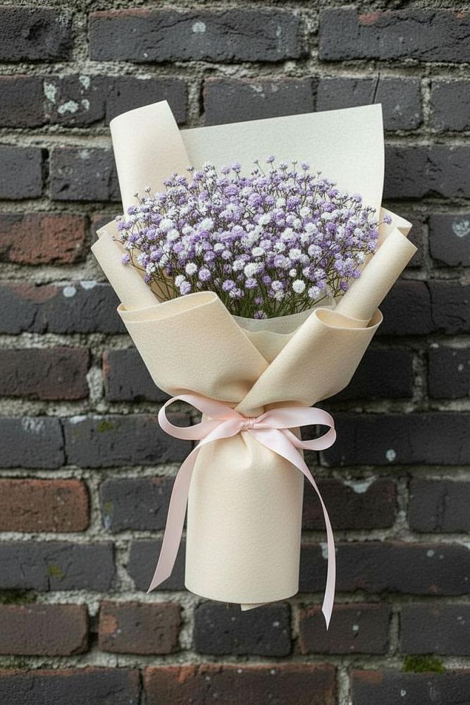 Букет цветов из: Гипсофила в Свече