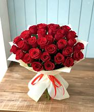 Букет 29 Красных роз в Свече