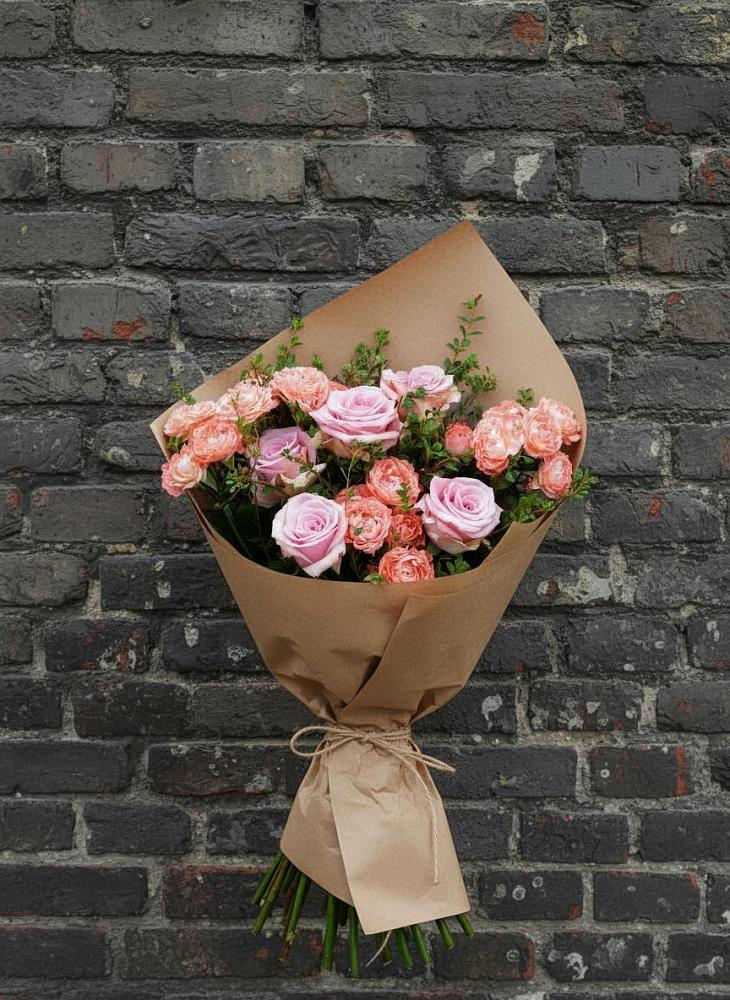 Букет цветов из: Розы в Свече