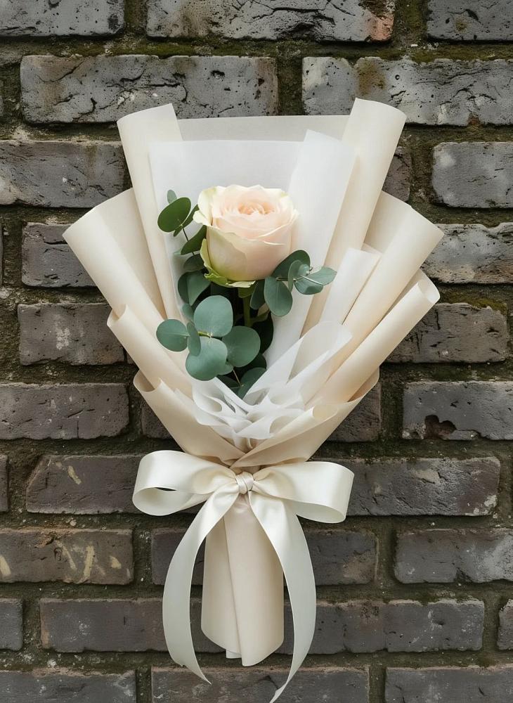 Букет цветов из: Розы в Свече